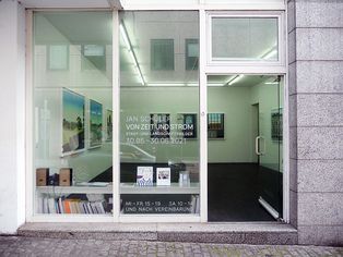 »Jan Schüler. Von Zeit und Strom. Stadt- und Landschaftsbilder«